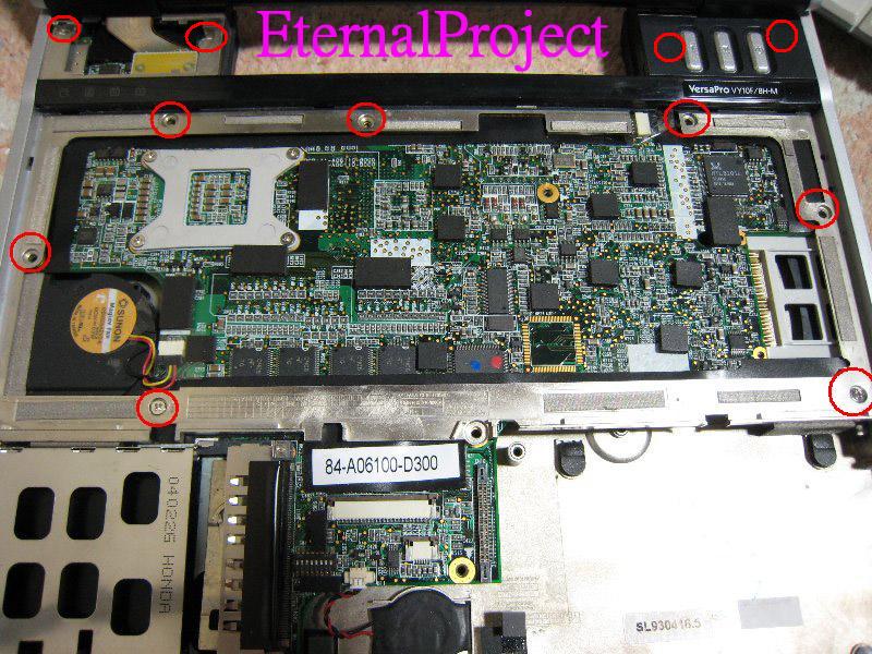 ­������